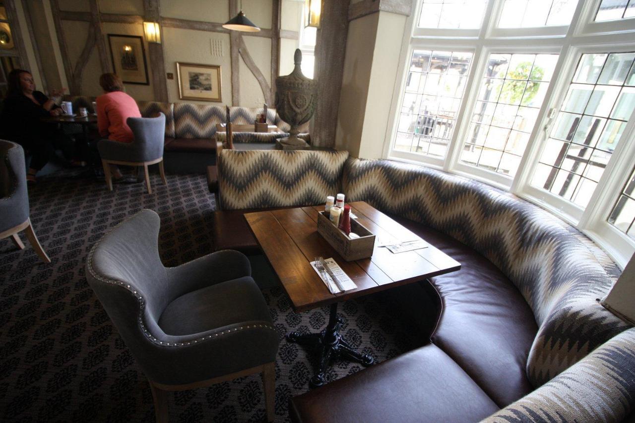 The White Hart Hotel Whitchurch Kültér fotó
